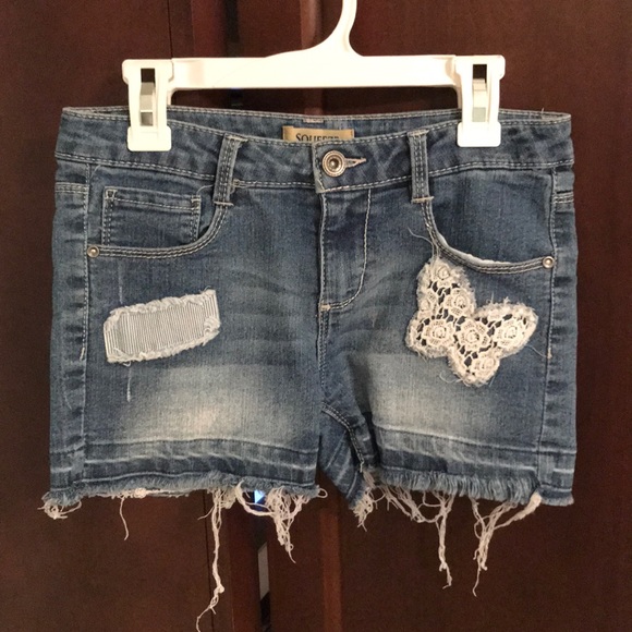 Squeeze Kids Denim Shorts with Lace Patch - Picture 1 of 3
